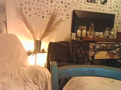 Snapshot of DaddyQuimHot chatting on 1, 2, 2025 DaddyQuimHot online show from 1, 2, 2025