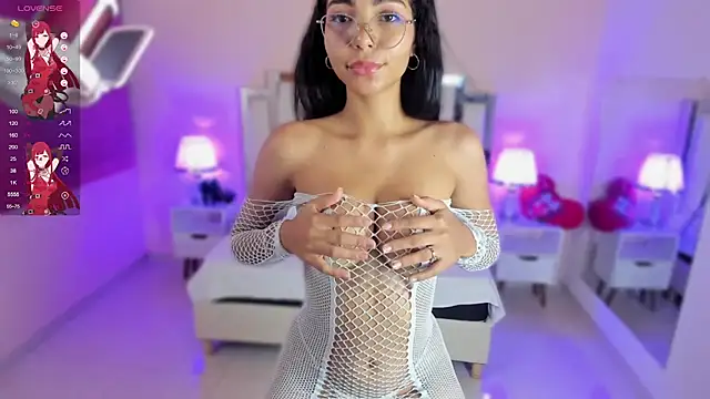 Snapshot of lauramartin1 chatting on 16, 3, 2025 lauramartin1 online show from 16, 3, 2025