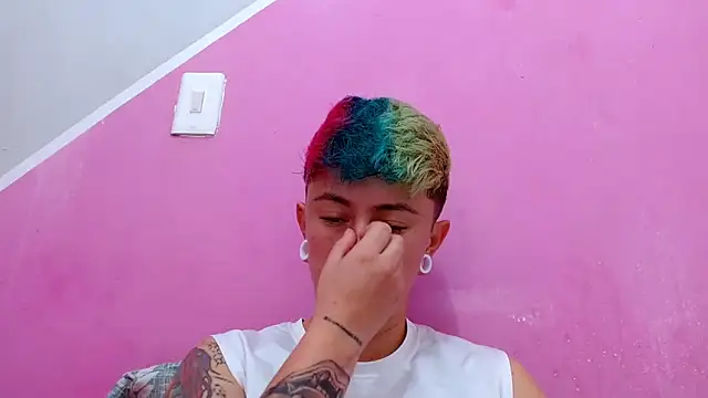 tomboyblue online show from 21, 10, 2025