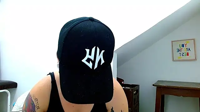 Snapshot of tomboyblue chatting on 31, 1, 2026 tomboyblue online show from 31, 1, 2026