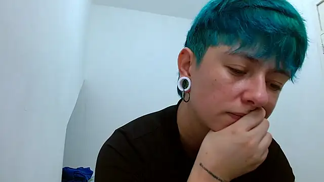 Snapshot of tomboyblue chatting on 14, 2, 2026 tomboyblue online show from 14, 2, 2026