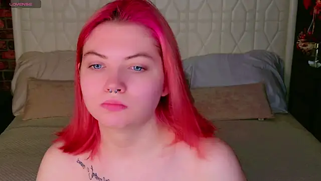 Lisa Adam online show from 1, 3, 2025