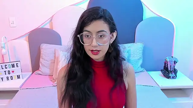 SophieGomez22 online show from 9, 3, 2025