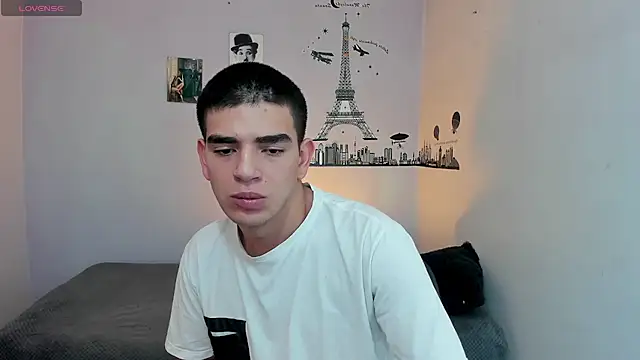Snapshot of Ares_Johnson chatting on 11, 12, 2024 Ares Johnson online show from 11, 12, 2024