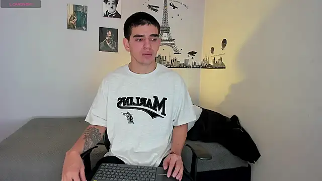 Snapshot of Ares_Johnson chatting on 19, 12, 2024 Ares Johnson online show from 19, 12, 2024