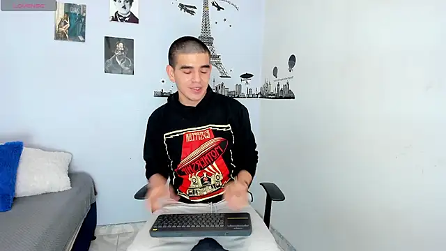 Snapshot of Ares_Johnson chatting on 2, 1, 2025 Ares Johnson online show from 2, 1, 2025