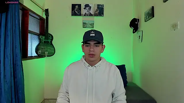 Snapshot of Ares_Johnson chatting on 25, 1, 2025 Ares Johnson online show from 25, 1, 2025