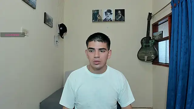 Snapshot of Ares_Johnson chatting on 3, 2, 2025 Ares Johnson online show from 3, 2, 2025