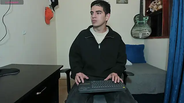 Snapshot of Ares_Johnson chatting on 27, 2, 2025 Ares Johnson online show from 27, 2, 2025