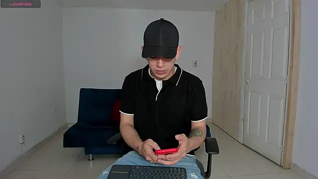 Snapshot of Ares_Johnson chatting on 23, 9, 2025 Ares Johnson online show from 23, 9, 2025