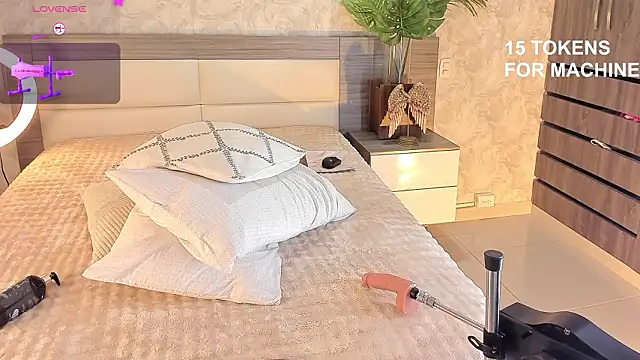 rebeca cortez  online show from 8, 3, 2026