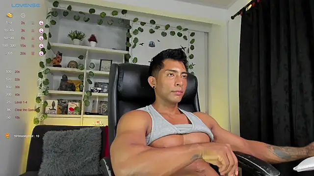 Couple muscle1 online show from 24, 1, 2025