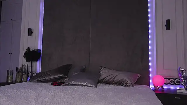 mila blvck online show from 5, 2, 2025