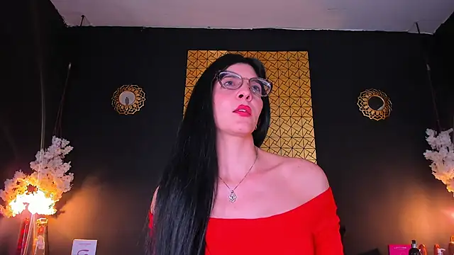 Snapshot of caro_lyne_ chatting on 5, 3, 2025 caro lyne online show from 5, 3, 2025