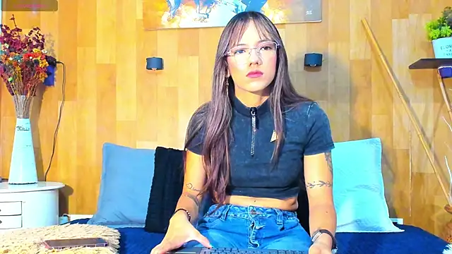 Snapshot of marianaa90 chatting on 7, 5, 2026 marianaa90 online show from 7, 5, 2026