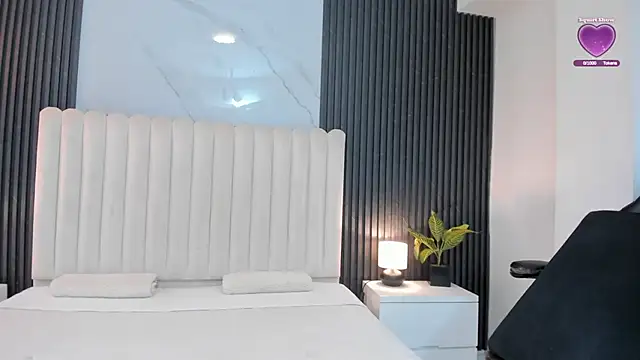 Snapshot of Madiee_Rhea chatting on 25, 2, 2026 Madiee Rhea online show from 25, 2, 2026