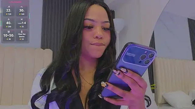 Madiee Rhea online show from 16, 4, 2026