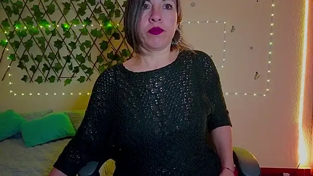 Lady breaks hearts online show from 16, 10, 2025