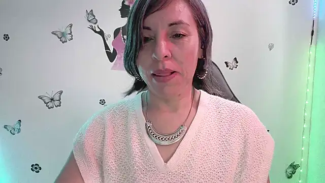 Lady breaks hearts online show from 6, 3, 2026