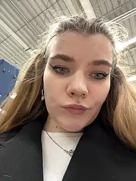 Holy Tereza online show from 5, 1, 2025