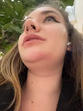 Snapshot of Holy_Tereza chatting on 4, 3, 2026 Holy Tereza online show from 4, 3, 2026