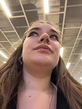 Snapshot of Holy_Tereza chatting on 28, 3, 2026 Holy Tereza online show from 28, 3, 2026