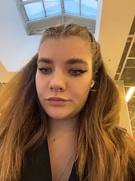 Snapshot of Holy_Tereza chatting on 29, 3, 2026 Holy Tereza online show from 29, 3, 2026