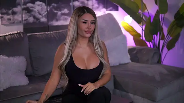 EvaZane online show from 4, 11, 2025