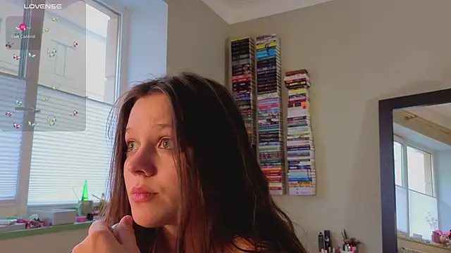 Addelin Moon online show from 6, 7, 2026