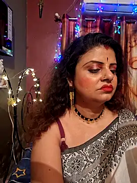 Snapshot of Maaya66 chatting on 16, 2, 2025 Maaya66 online show from 16, 2, 2025