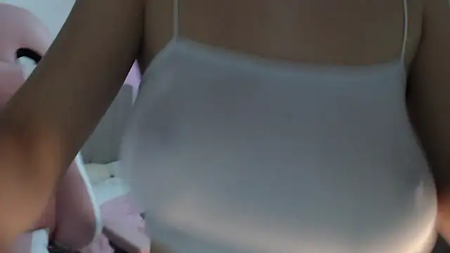 Snapshot of Caribbean_beauty_ chatting on 12, 3, 2025 Caribbean beauty online show from 12, 3, 2025