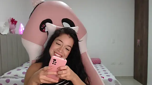 Snapshot of Caribbean_beauty_ chatting on 14, 3, 2025 Caribbean beauty online show from 14, 3, 2025