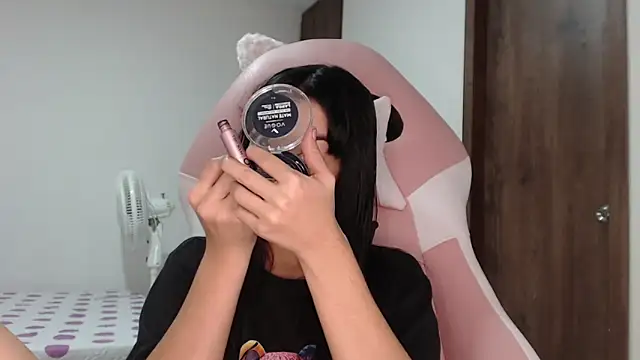 Snapshot of Caribbean_beauty_ chatting on 16, 3, 2025 Caribbean beauty online show from 16, 3, 2025