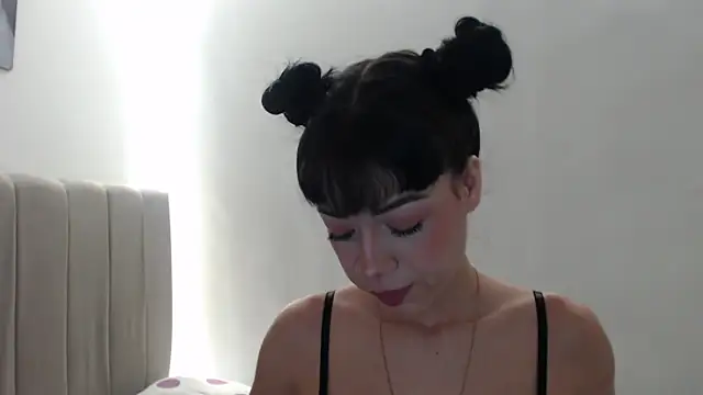 Snapshot of Caribbean_beauty_ chatting on 4, 10, 2025 Caribbean beauty online show from 4, 10, 2025