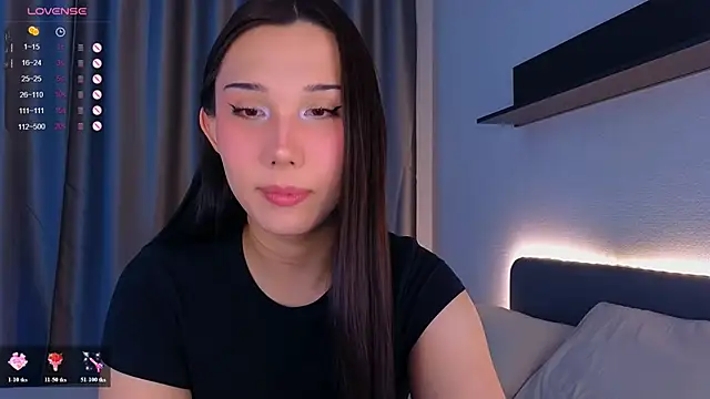 Kaia Sunshine Mia online show from 1, 7, 2026