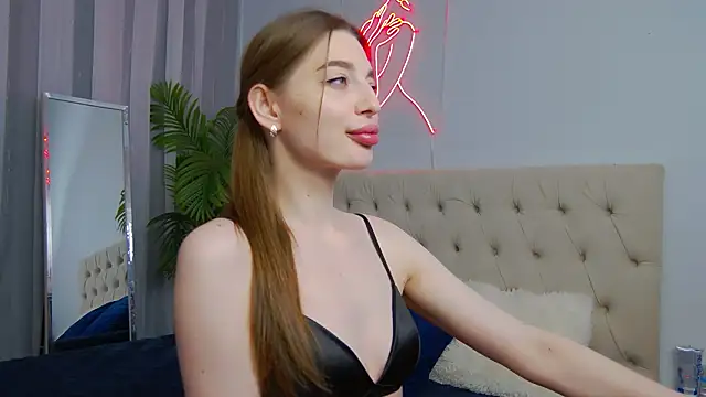 Snapshot of NicoleRosss chatting on 17, 5, 2026 NicoleRosss online show from 17, 5, 2026