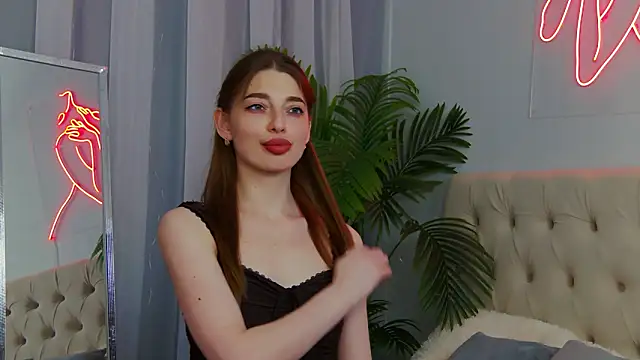 Snapshot of NicoleRosss chatting on 27, 5, 2026 NicoleRosss online show from 27, 5, 2026