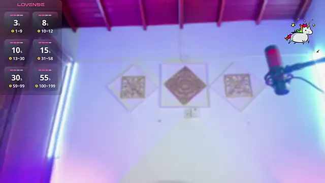 AdelineEvanss online show from 15, 12, 2024