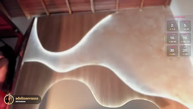 AdelineEvanss online show from 7, 10, 2025