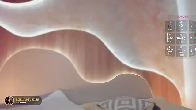 AdelineEvanss online show from 31, 10, 2025