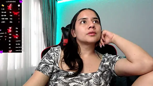 Lexyevans online show from 4, 12, 2024