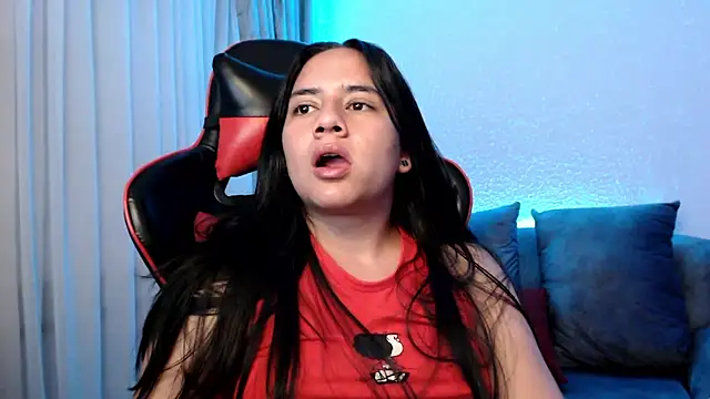 Lexyevans online show from 11, 12, 2024