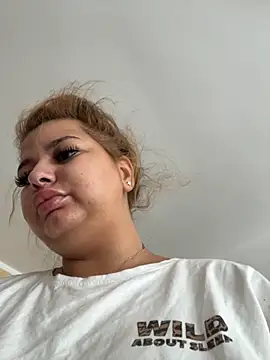 AllysonK online show from 9, 9, 2025