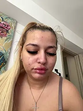Snapshot of AllysonK chatting on 5, 6, 2026 AllysonK online show from 5, 6, 2026