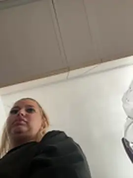 AllysonK online show from 16, 6, 2026