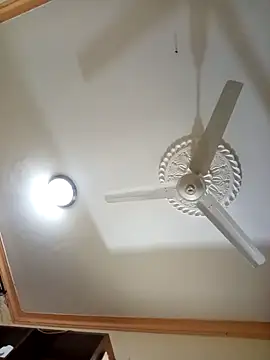 Snapshot of zainabsmile chatting on 27, 10, 2025 zainabsmile online show from 27, 10, 2025