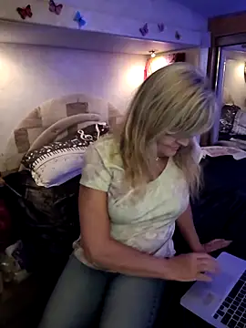 annika lately online show from 28, 2, 2025