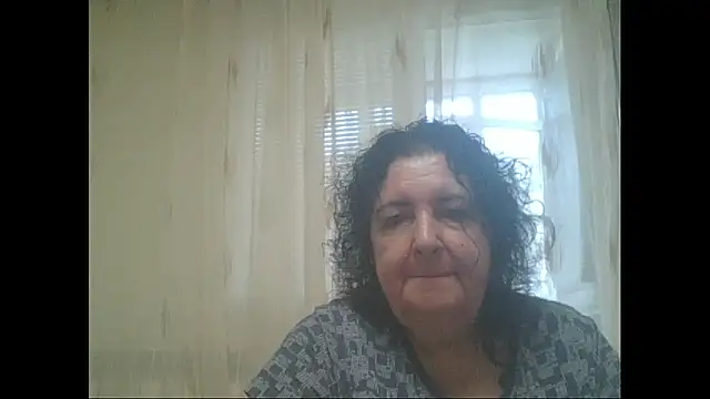 Snapshot of maturekorine chatting on 28, 5, 2026 maturekorine online show from 28, 5, 2026