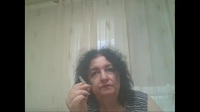 Snapshot of maturekorine chatting on 20, 6, 2026 maturekorine online show from 20, 6, 2026
