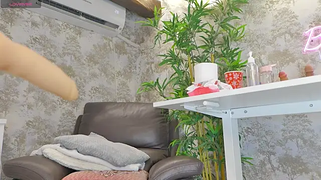 YourBurnWish online show from 18, 4, 2026